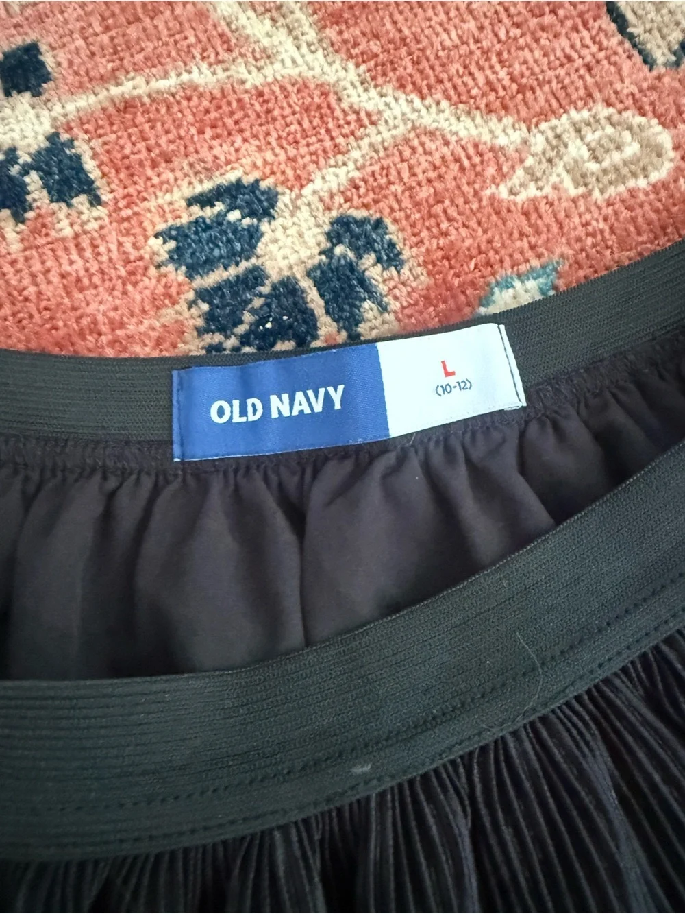 Old Navy Black Circle Skirt with Pleated Texture